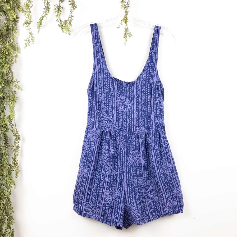 🔥Roxy | Sleeveless Cut Out Romper Size S